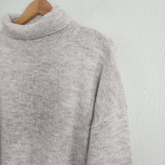 NWT Lumiere Wool Blend Turtleneck Cropped Sweater Oatmeal Tan Bubble Sleeve L - Picture 2 of 10
